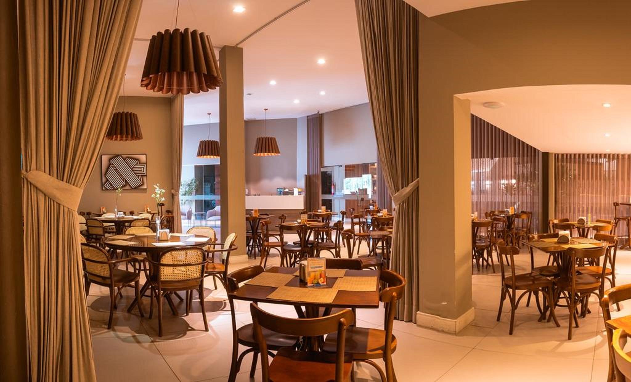 לאורו דה פרייטס Malibu Plaza Hotel מראה חיצוני תמונה
