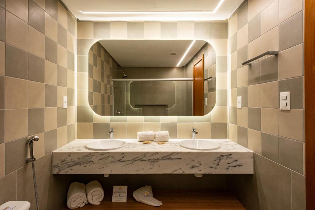 לאורו דה פרייטס Malibu Plaza Hotel מראה חיצוני תמונה